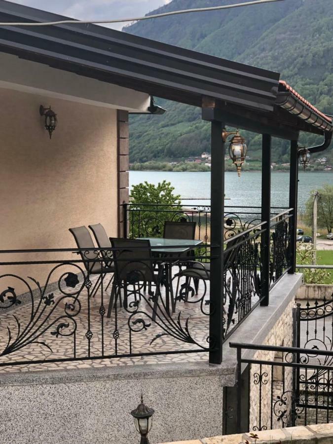 Ema Guest House Plav Zewnętrze zdjęcie