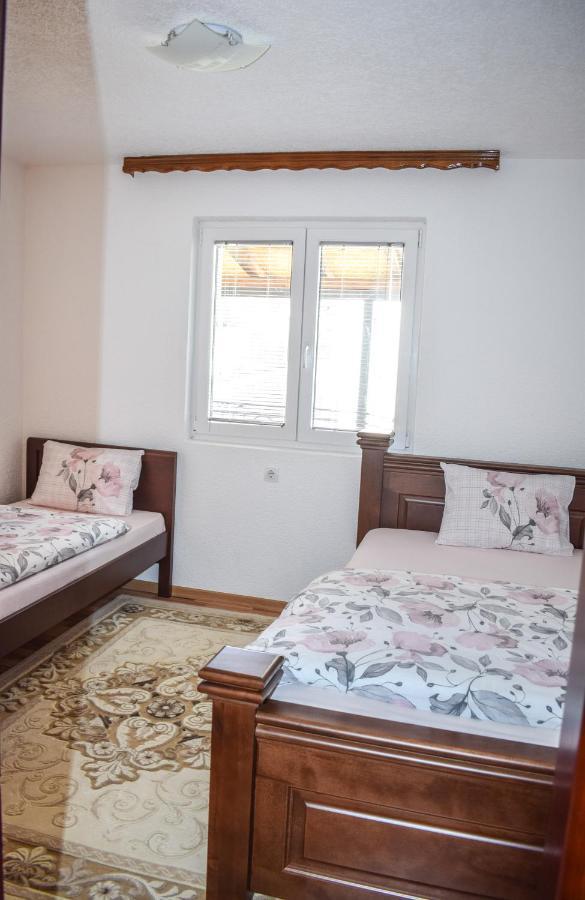 Ema Guest House Plav Zewnętrze zdjęcie
